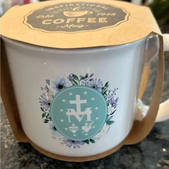Needzo White Floral Stoneware Faith Symbols Coffee Mug 13 Oz NWT - Picture 2 of 5